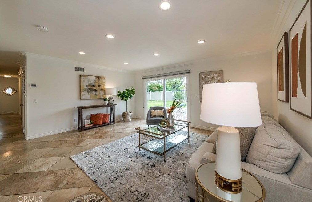 4541 Fairhope Dr, La Mirada CA  90638-6119 exterior