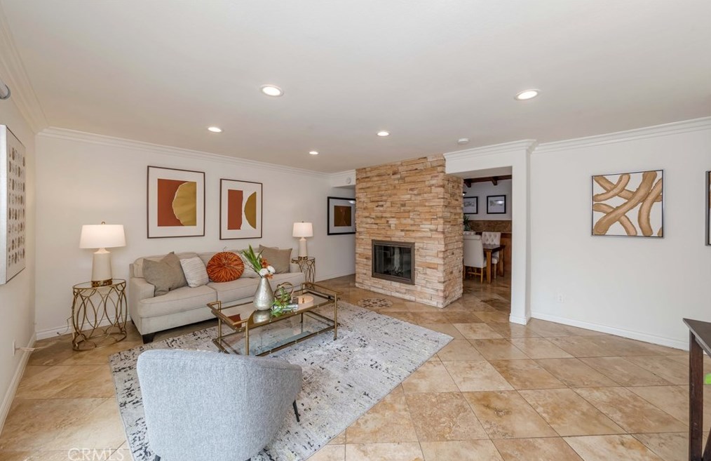 4541 Fairhope Dr, La Mirada CA  90638-6119 exterior