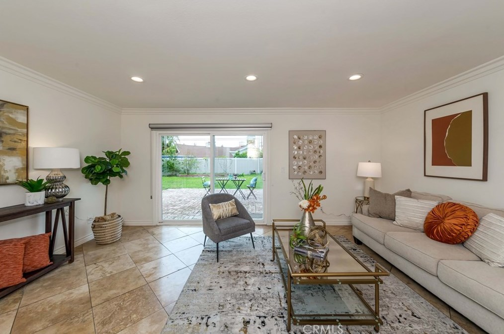 4541 Fairhope Dr, La Mirada CA  90638-6119 exterior