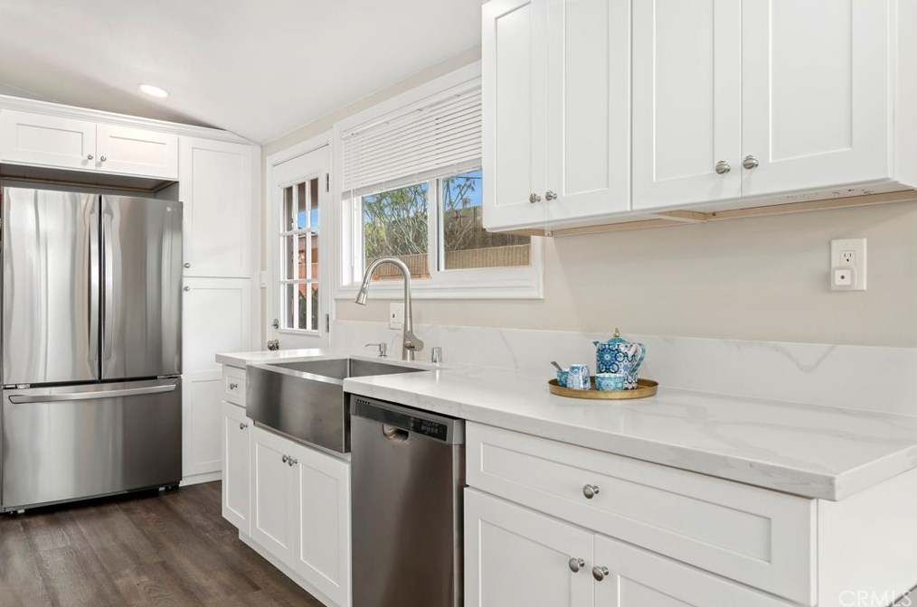 1012 Loara St, Anaheim CA  92801-3618 exterior