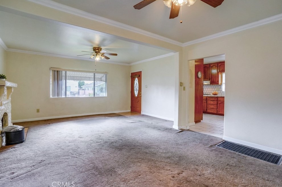 5017 Gafford St, Los Angeles CA  90040-1305 exterior