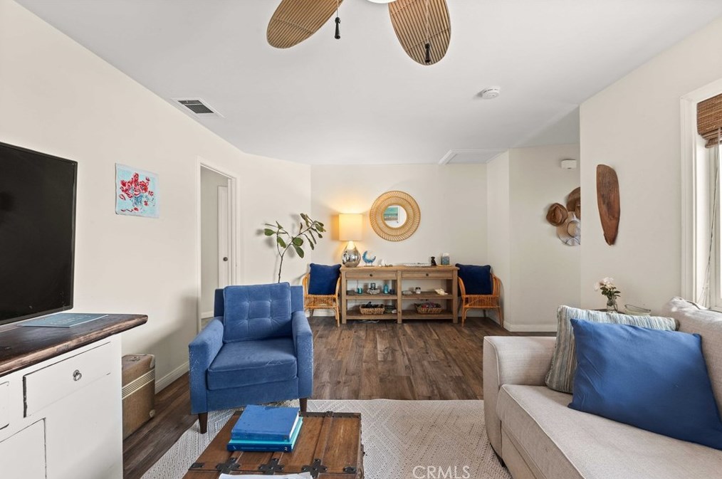3923 Overland St, Riverside CA  92503-4035 exterior