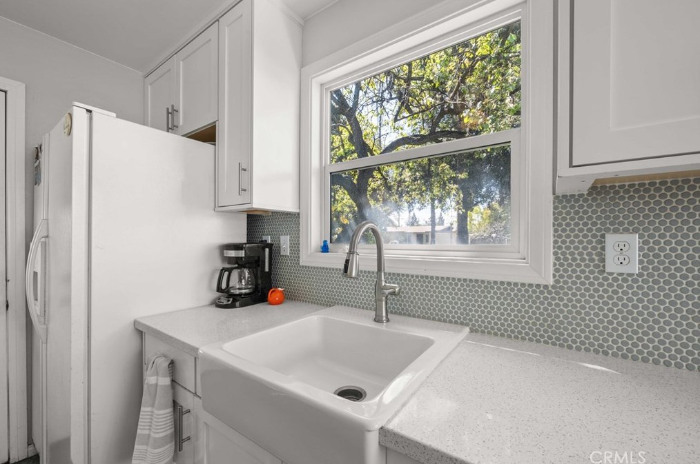 3923 Overland St, Riverside CA  92503-4035 exterior