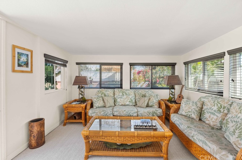 3923 Overland St, Riverside CA  92503-4035 exterior