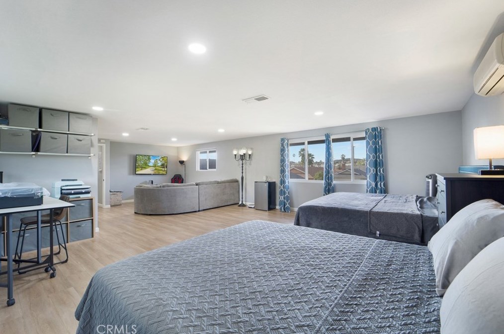 12740 Woodcliff Cir, Riverside CA  92503-4627 exterior