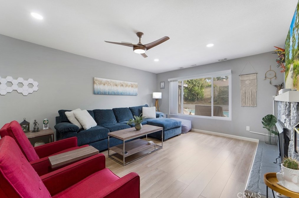 12740 Woodcliff Cir, Riverside CA  92503-4627 exterior