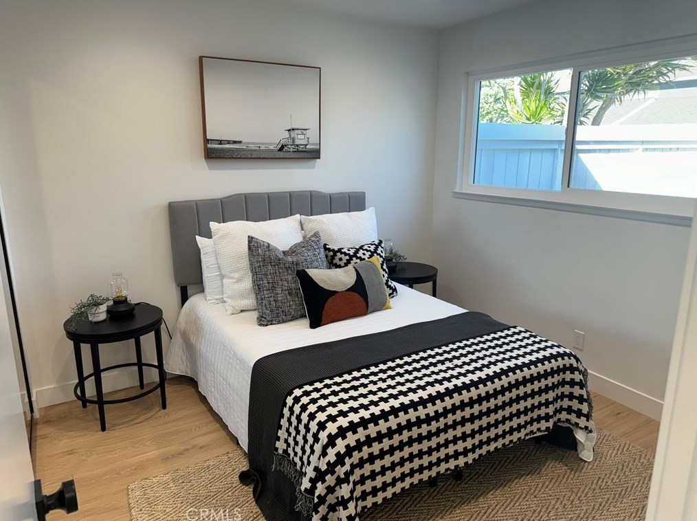 2341 Minuteman Way, Costa Mesa CA  92626-6530 exterior