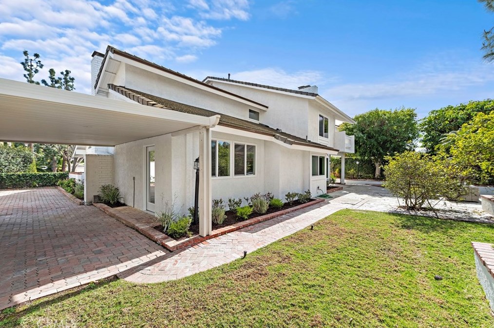715 Goldfinch Way, Anaheim CA  92807-4419 exterior
