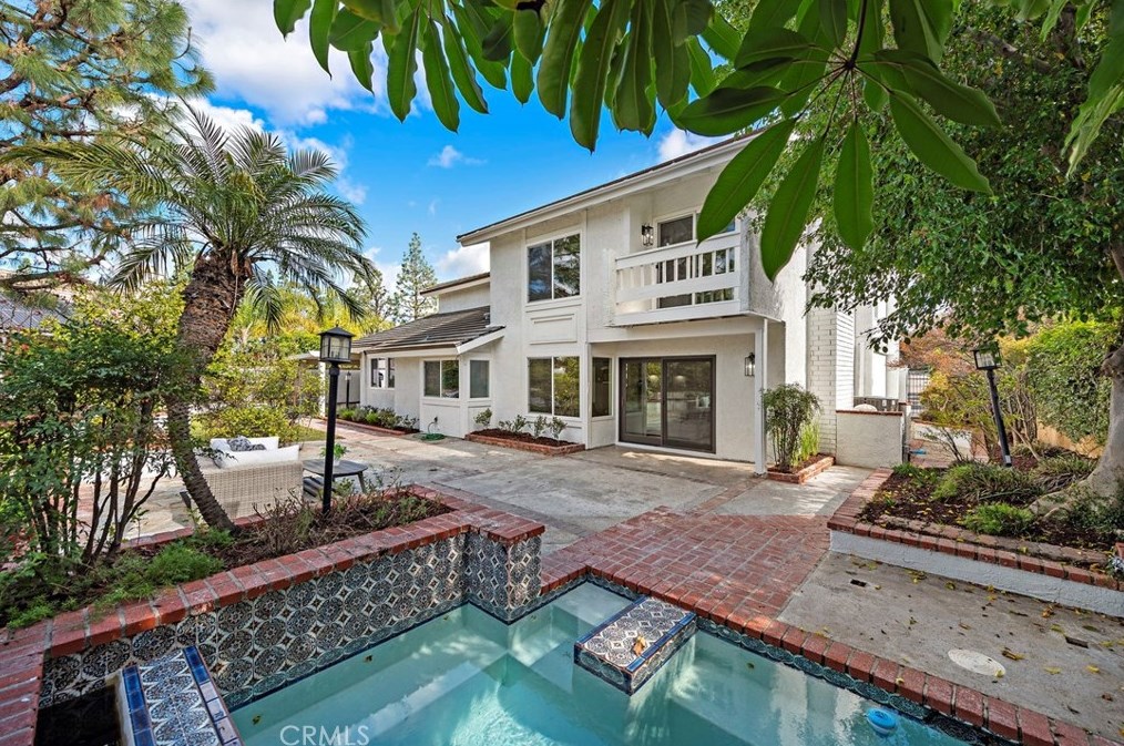 715 Goldfinch Way, Anaheim CA  92807-4419 exterior