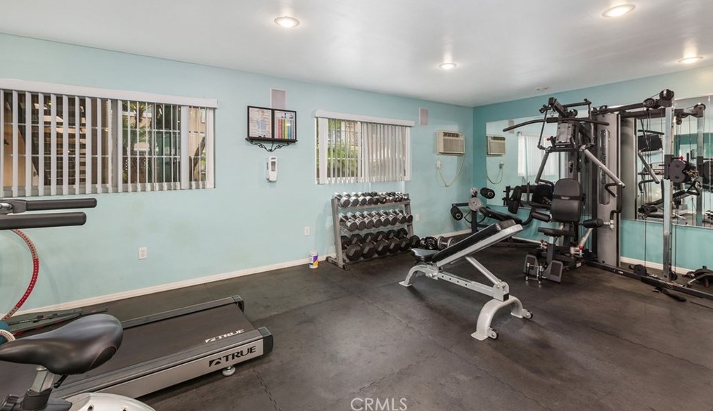 4570 54th St, San Diego CA  92115-3533 exterior