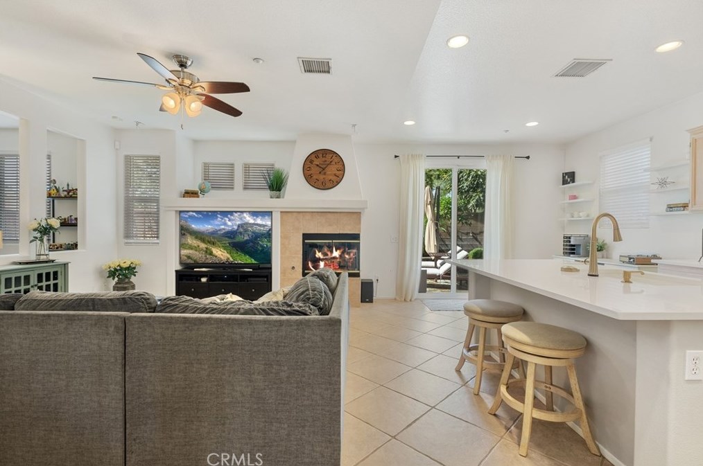 4632 Riverbay Way, Riverside CA  92505-5707 exterior