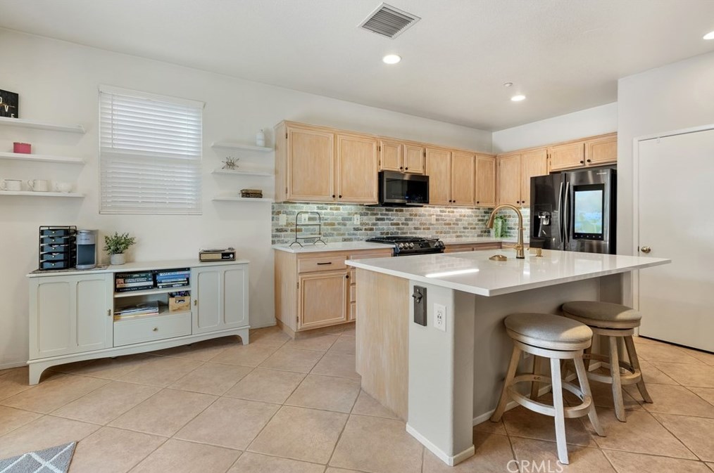 4632 Riverbay Way, Riverside CA  92505-5707 exterior