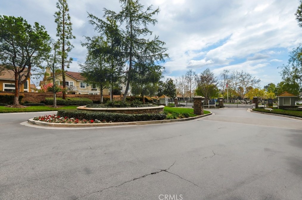 35 Mariner Cv, Buena Park CA  90621-1662 exterior