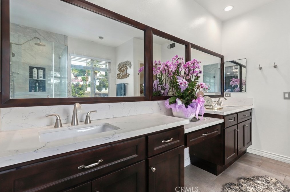 35 Mariner Cv, Buena Park CA  90621-1662 exterior