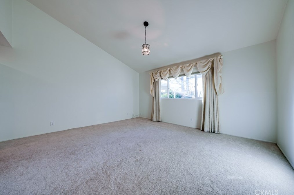 19 Muir, Irvine CA  92620-3374 exterior