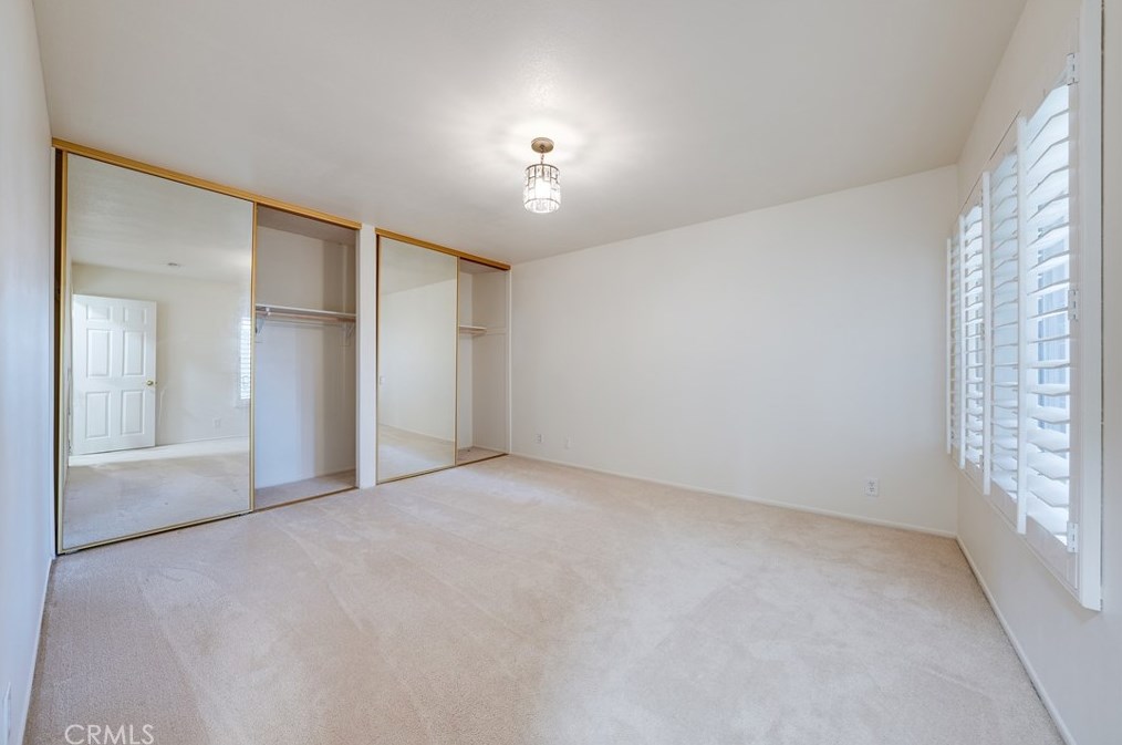 19 Muir, Irvine CA  92620-3374 exterior