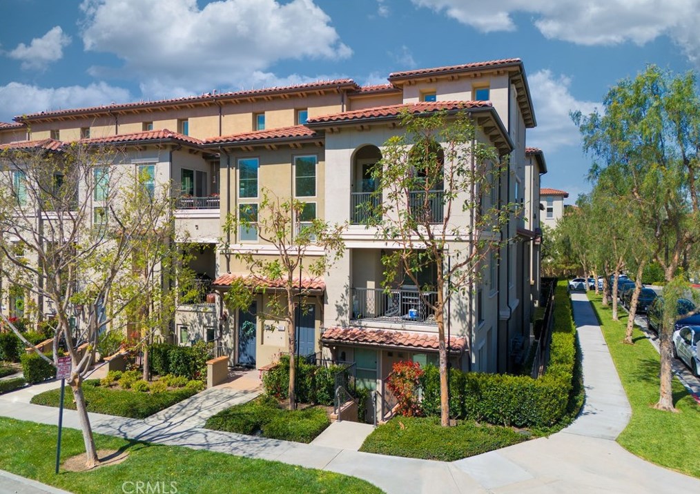 203 Native Trl, Irvine CA  92618 exterior