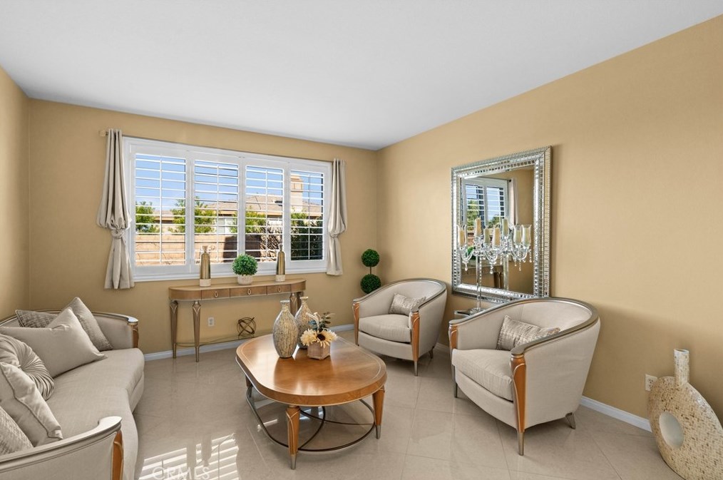 12810 Sierra Creek Dr, Riverside CA  92503-8466 exterior