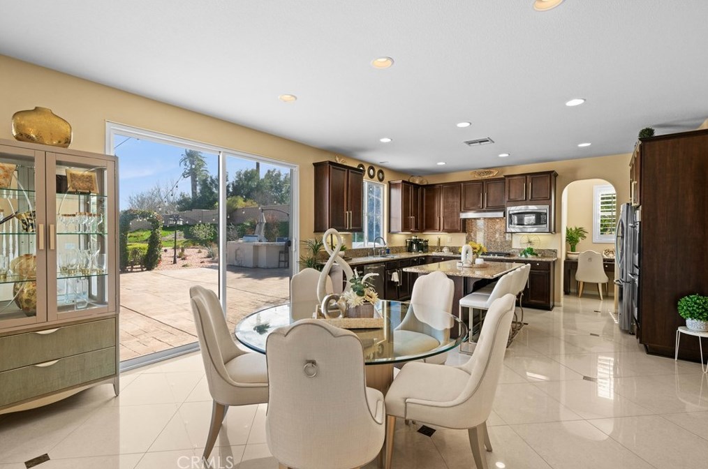 12810 Sierra Creek Dr, Riverside CA  92503-8466 exterior