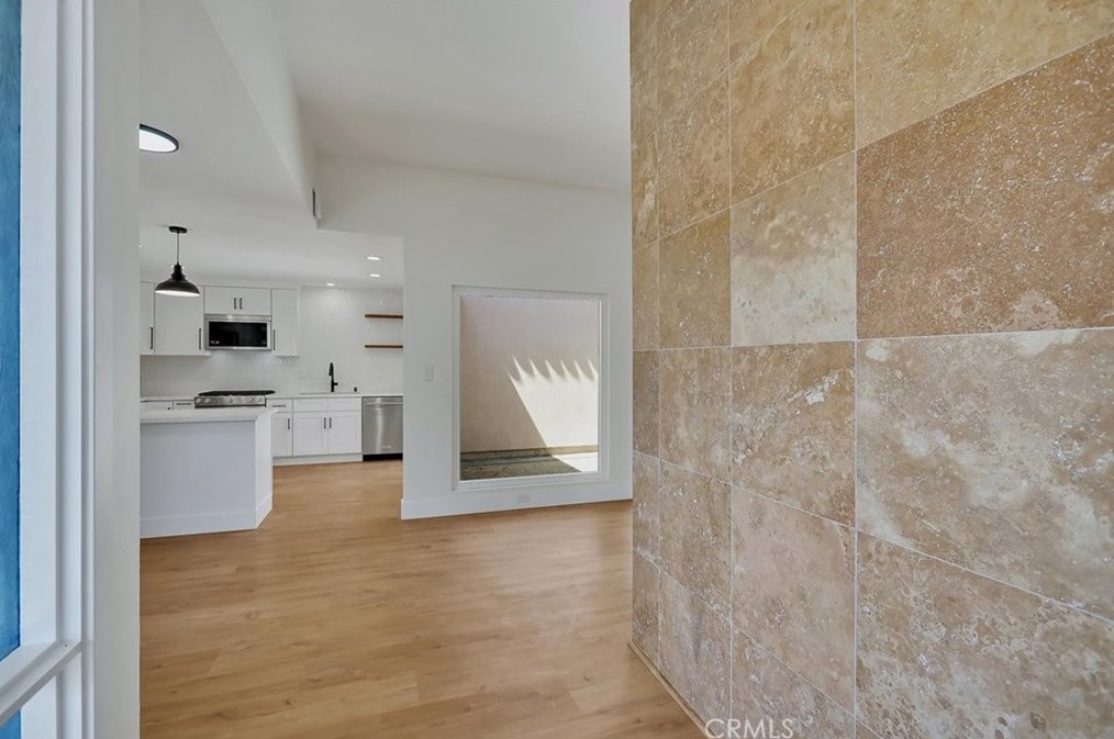 26 Iron Bark Way, Irvine CA  92612-2107 exterior