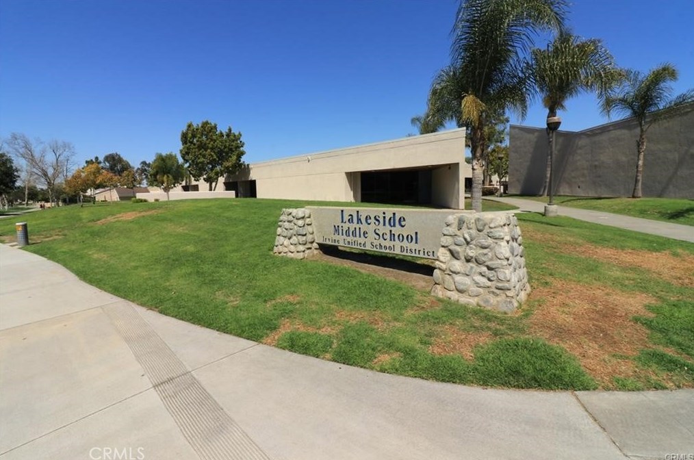 4 Hollowglen, Irvine CA  92604-3760 exterior