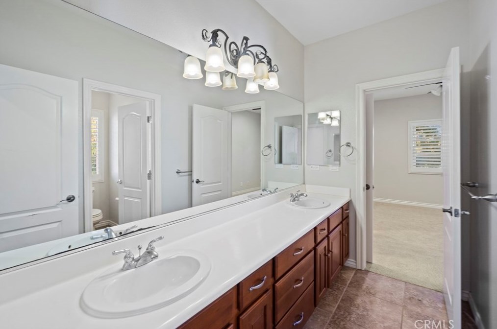 27 Hathaway, Irvine CA  92620-4803 exterior