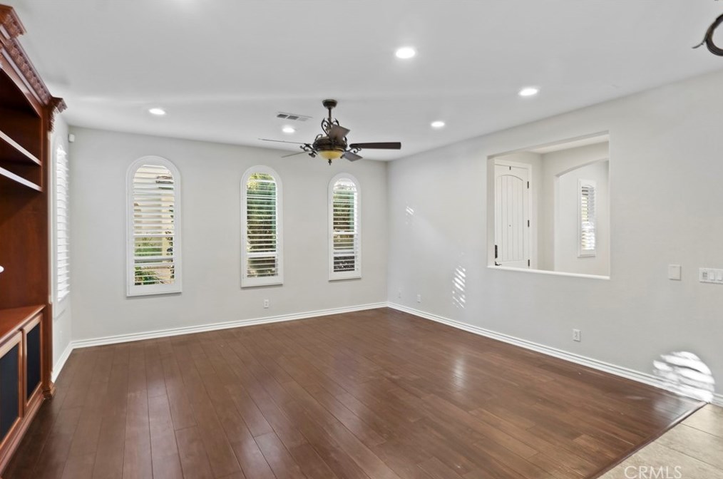 27 Hathaway, Irvine CA  92620-4803 exterior