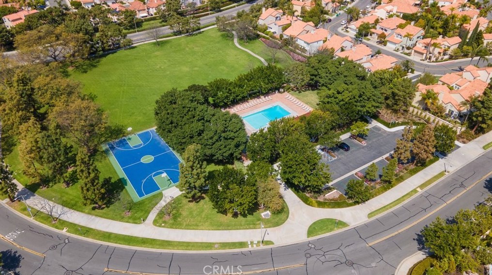 16 Del Livorno, Irvine CA  92614-5364 exterior