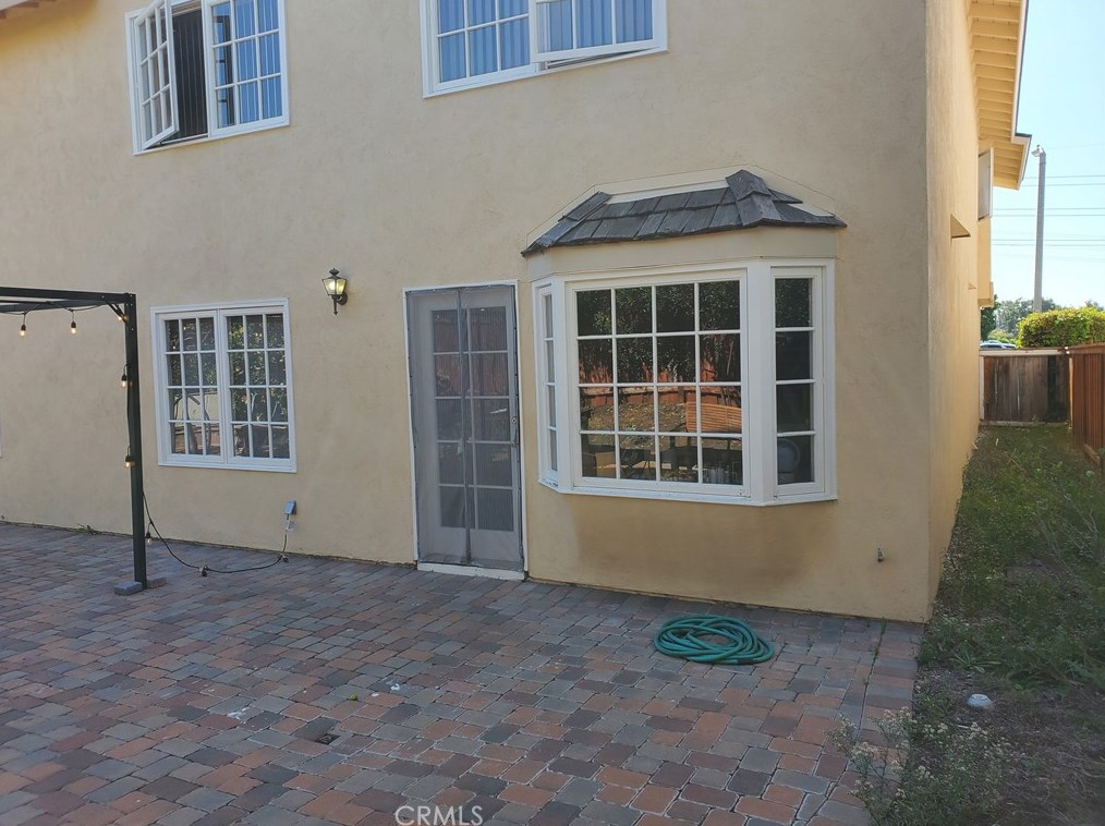 4311 Pioneer St, Irvine CA  92604-2700 exterior