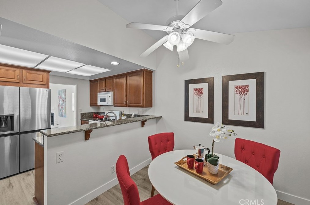 29 Muir, Irvine CA  92620-3374 exterior