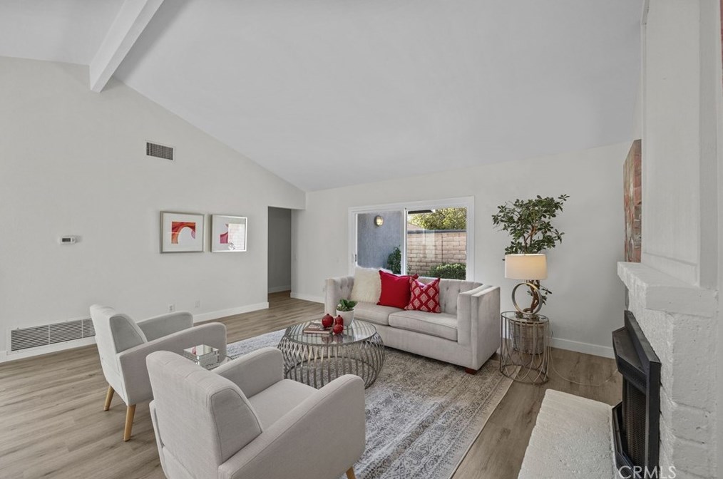 29 Muir, Irvine CA  92620-3374 exterior