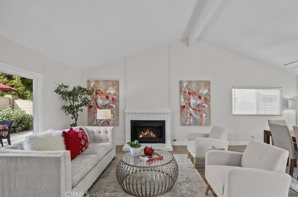 29 Muir, Irvine CA  92620-3374 exterior