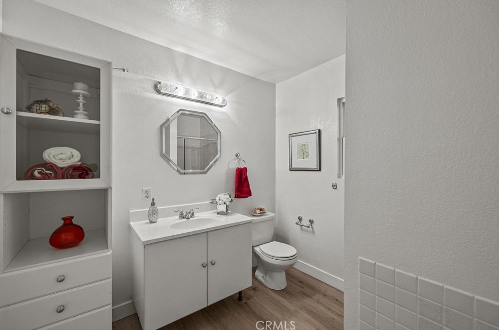 29 Muir, Irvine CA  92620-3374 exterior