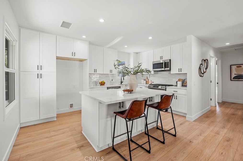 521 Paula Dr, Fullerton CA exterior