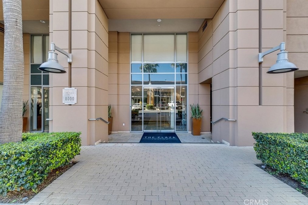 8057 Scholarship, Irvine CA  92612-5697 exterior