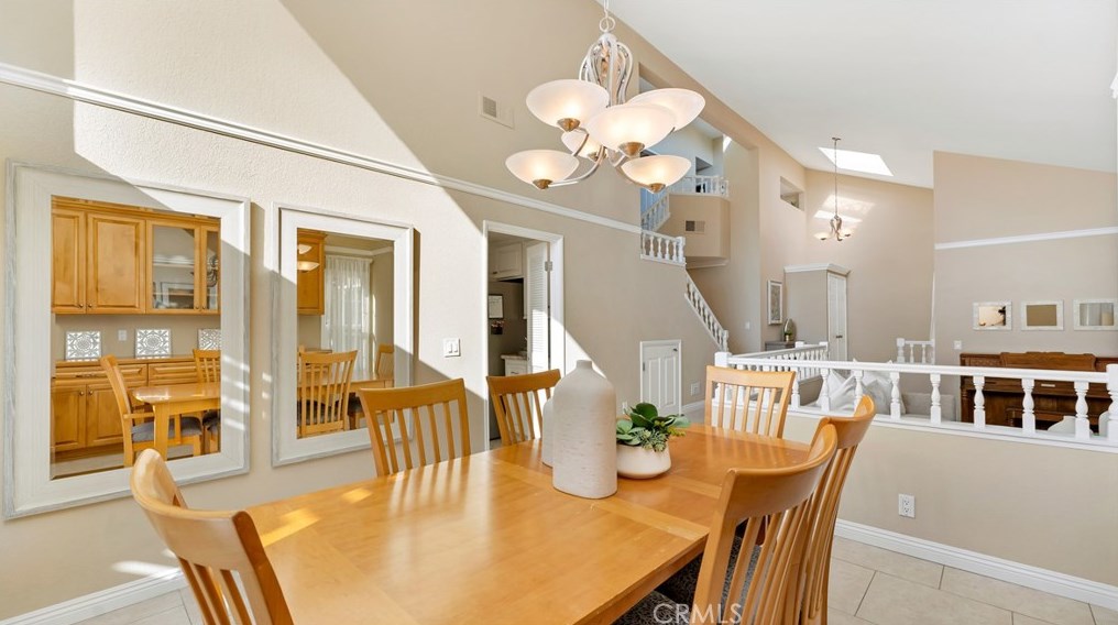 1 Descanso, Irvine CA  92620-1843 exterior