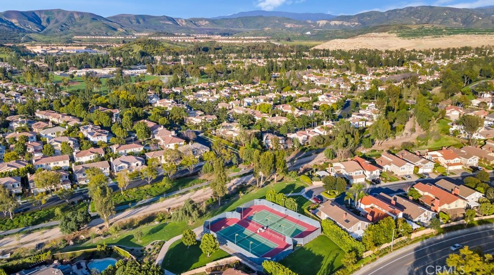 1 Descanso, Irvine CA  92620-1843 exterior