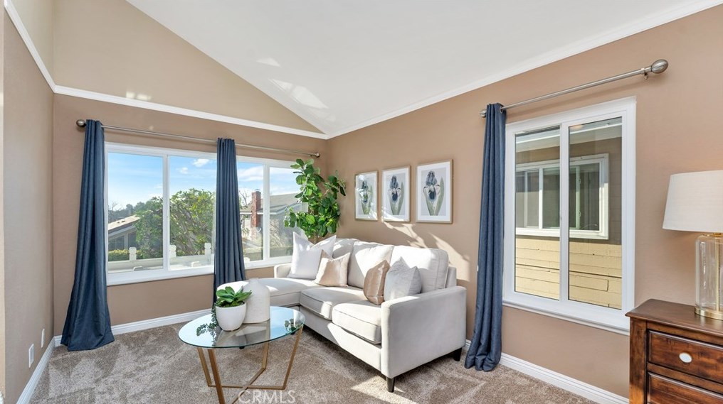 1 Descanso, Irvine CA  92620-1843 exterior