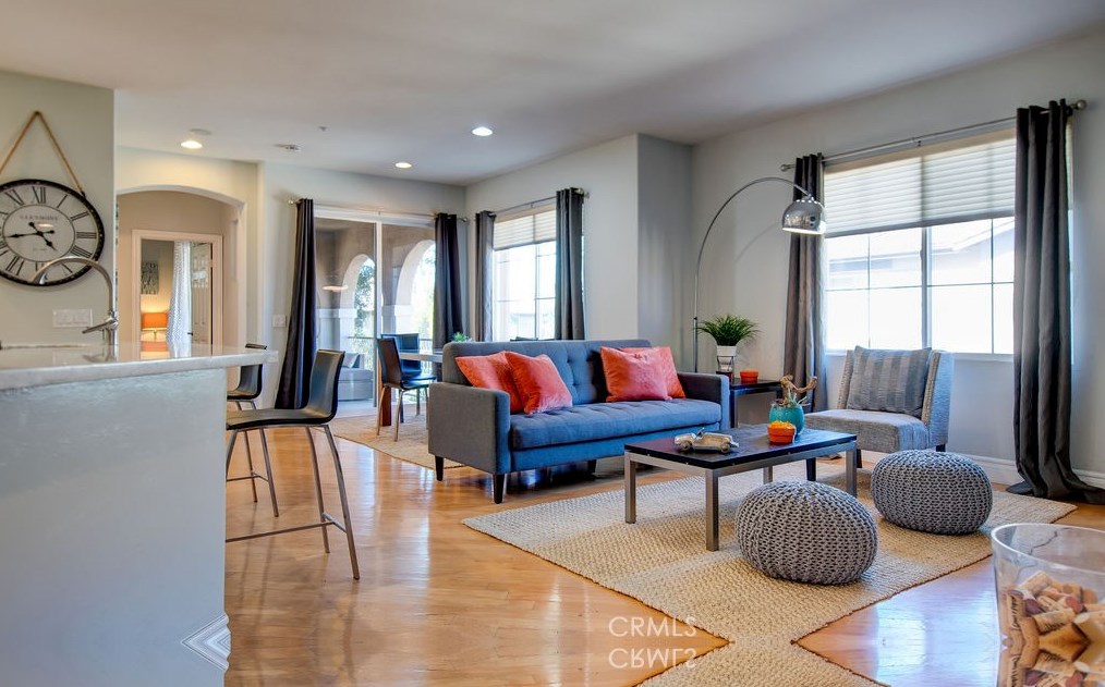 5 Bradford, Irvine CA  92602-0102 exterior