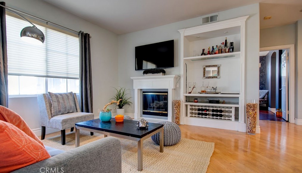 5 Bradford, Irvine CA  92602-0102 exterior