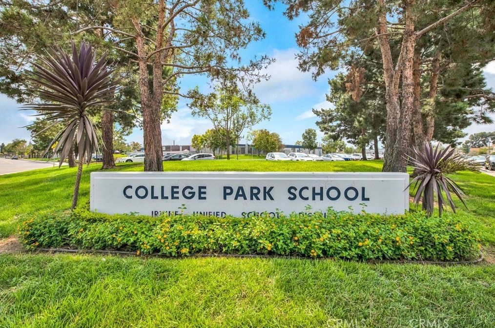 14631 Oak Ave, Irvine CA  92606-2166 exterior