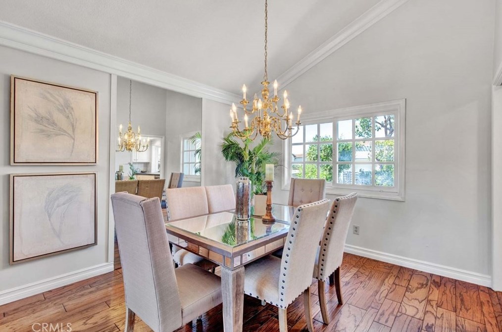 14631 Oak Ave, Irvine CA  92606-2166 exterior