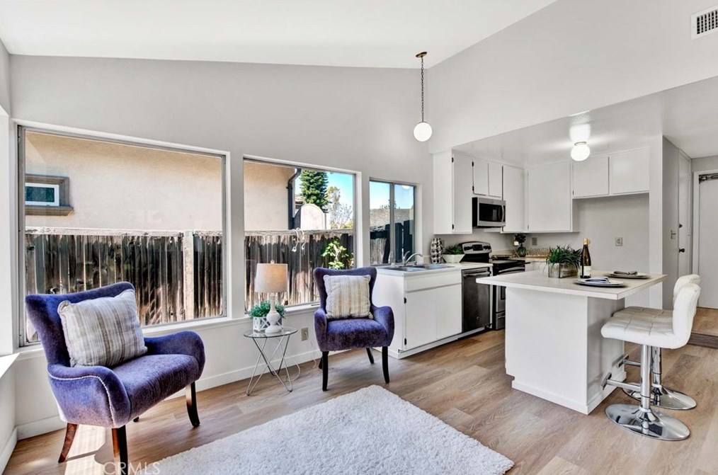 3572 Fenn St, Irvine CA  92614-6621 exterior