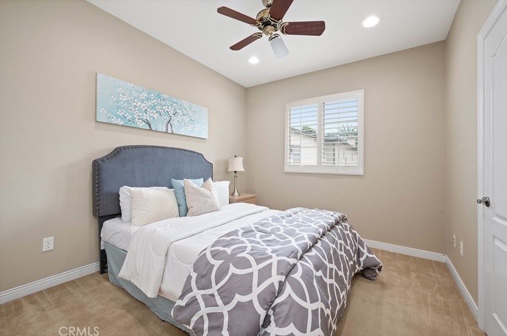 78 Spanish Lace, Irvine CA  92620-3411 exterior