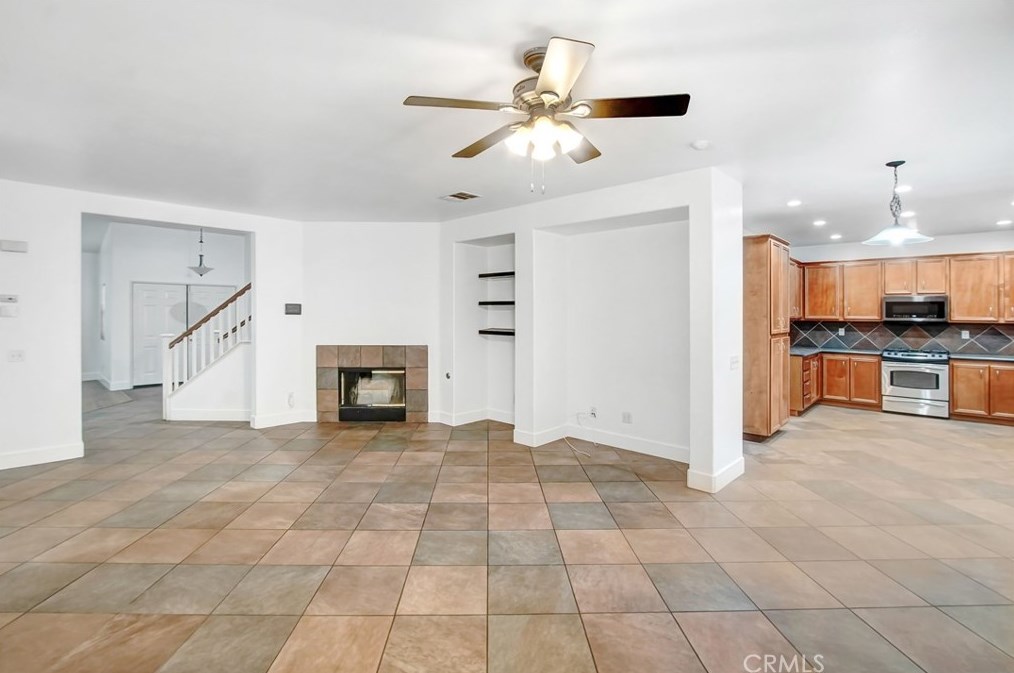 736 Provance St, Hemet CA  92545-6364 exterior