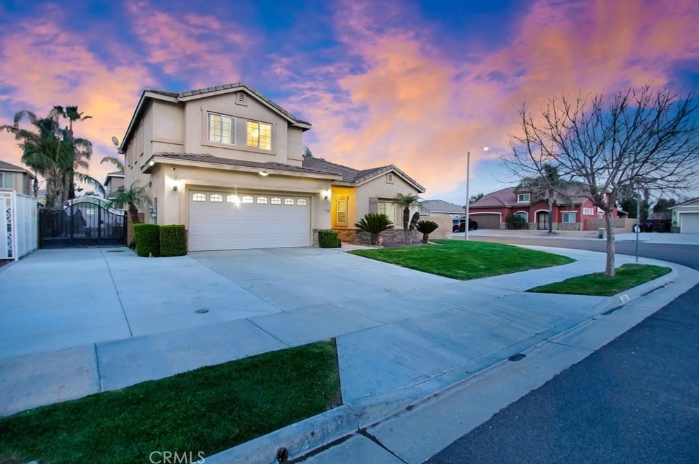 736 Provance St, Hemet CA  92545-6364 exterior