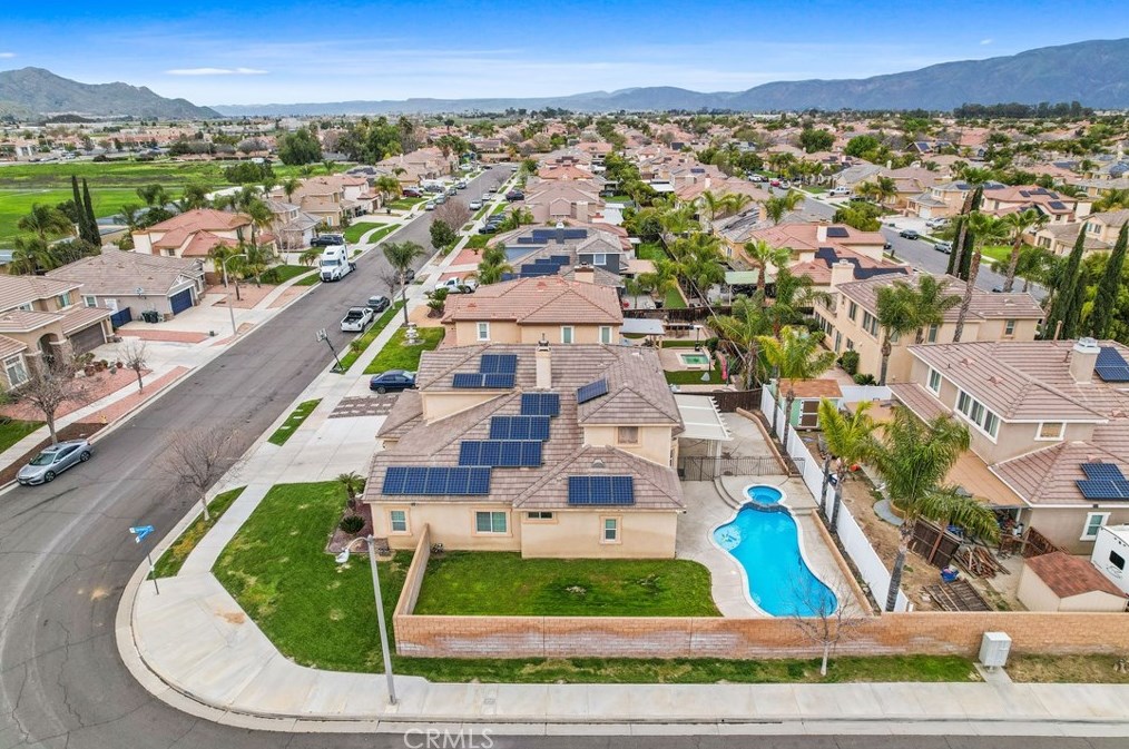 736 Provance St, Hemet CA  92545-6364 exterior