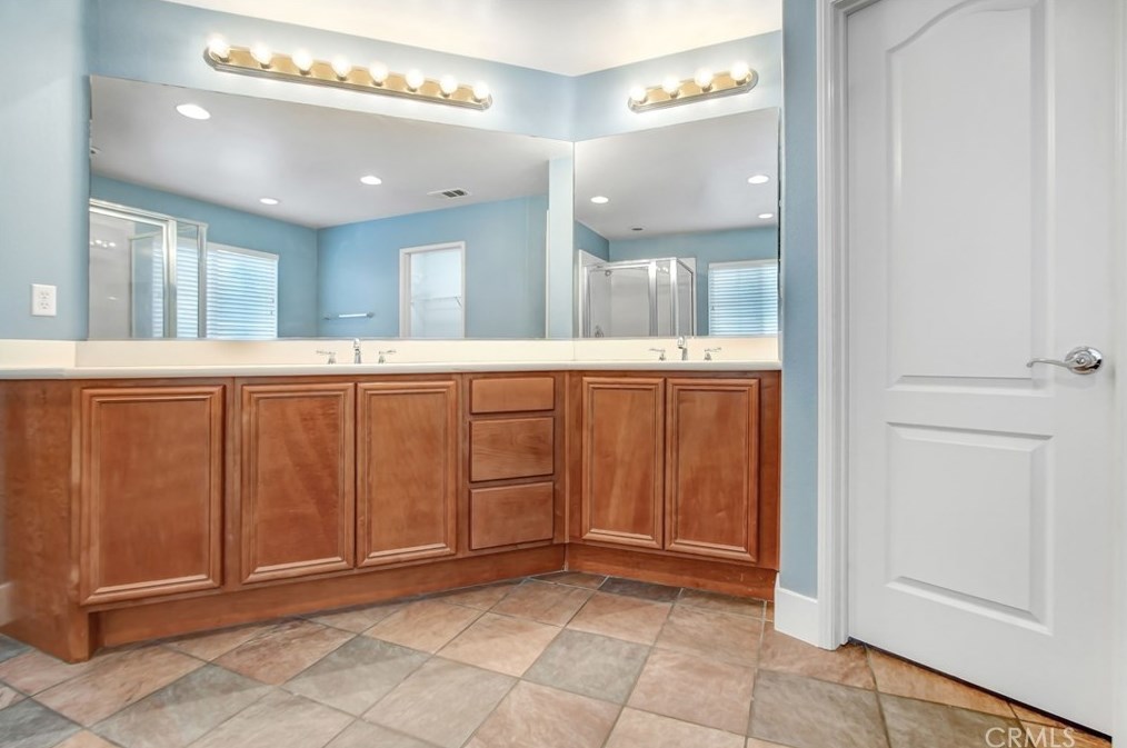 736 Provance St, Hemet CA  92545-6364 exterior