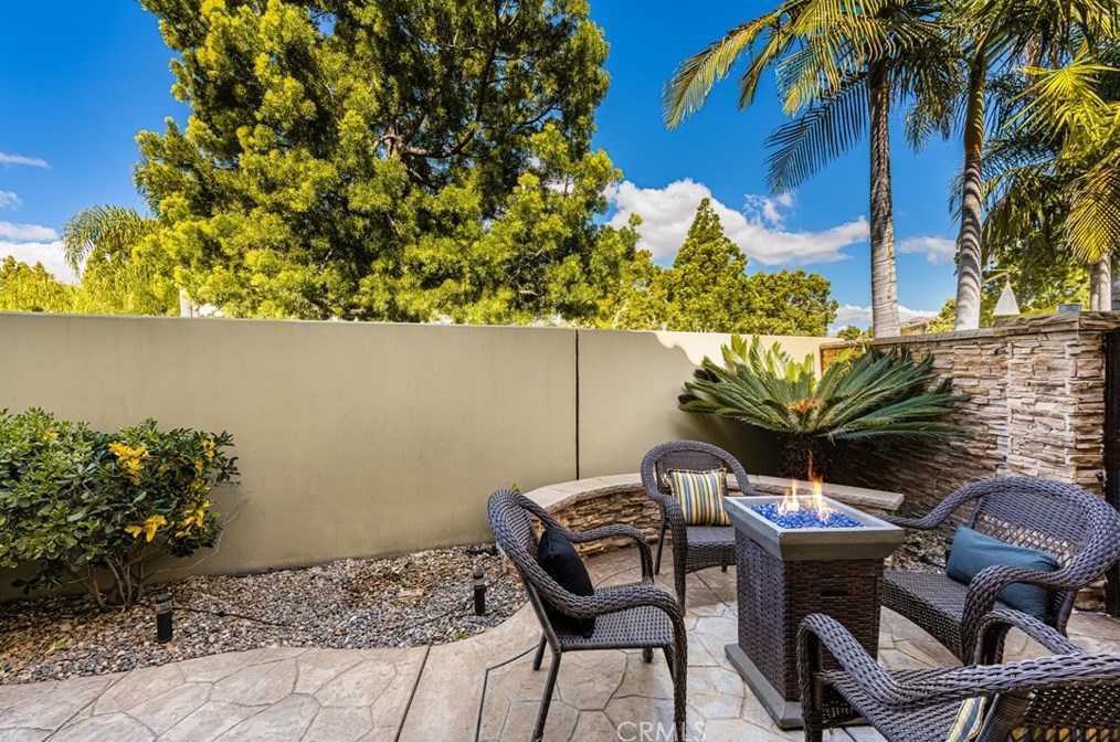 1502 Circulo Brindisi, Chula Vista CA  91915-4132 exterior