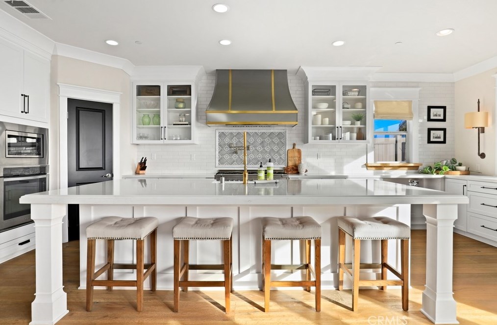 35543 Laurel Tree Ct, Winchester CA  92596-8103 exterior